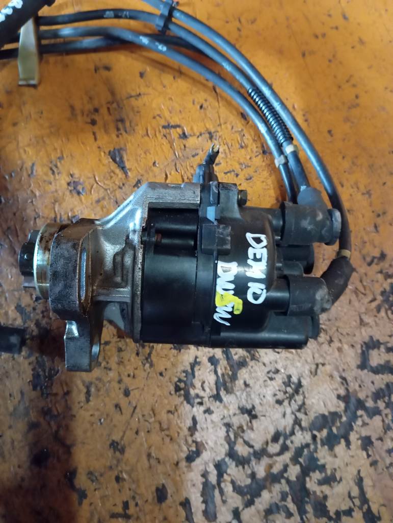 B5 ТРАМБЛЕР+БРОНЕПРОВОД T2T60572 Mazda Demio 1