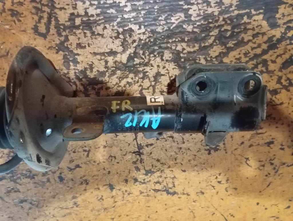 MARCH AK12 СТОЙКА ПЕРЕДНЯЯ ПРАВАЯ Nissan March 1