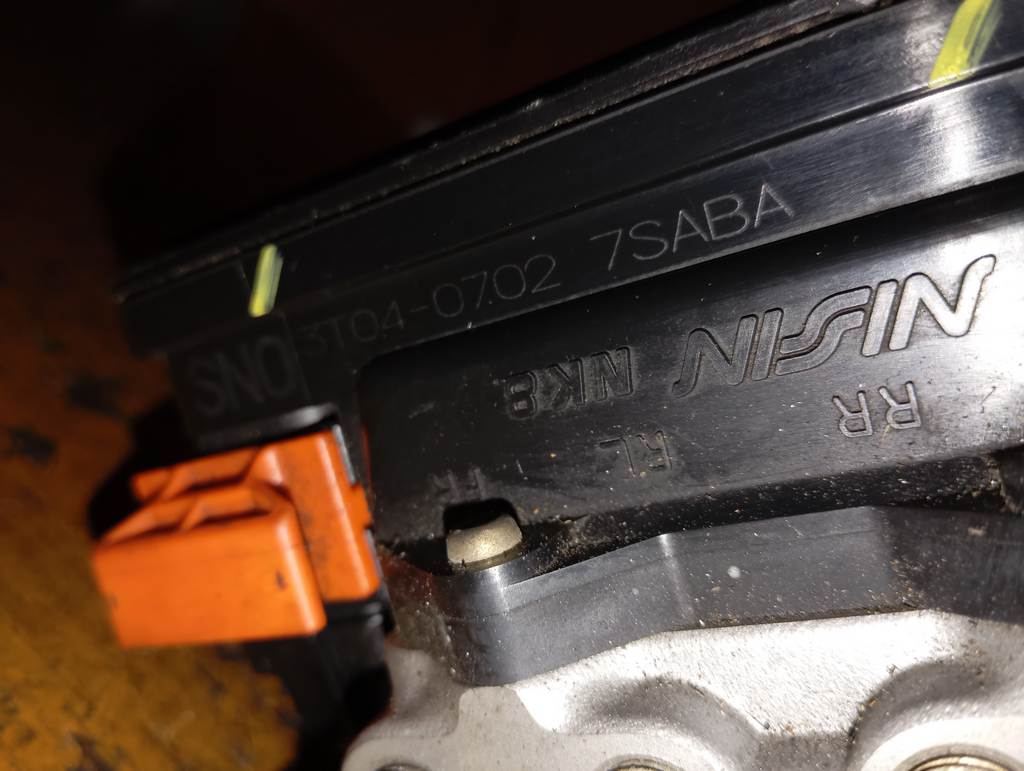 STEPWGN RF5 БЛОК ABS 3T04-07/02 7SABA Honda Stepwgn 1