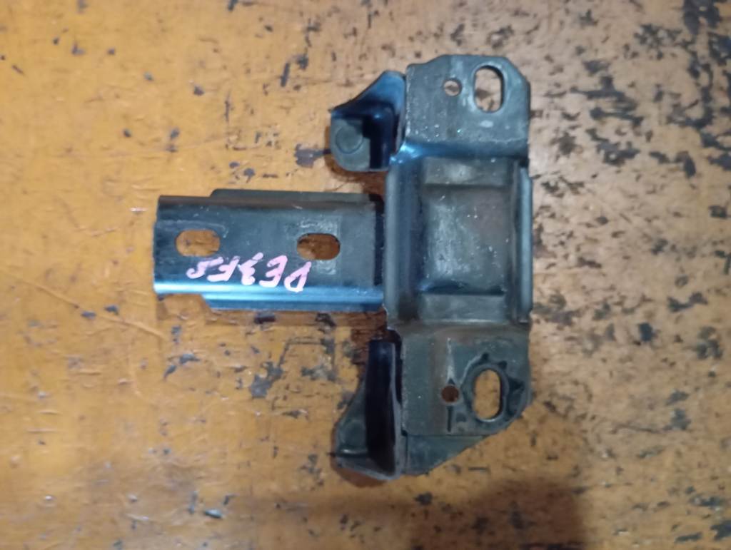 DEMIO DE3FS ПОДУШКА ДВС ЛЕВАЯ Mazda Demio 1