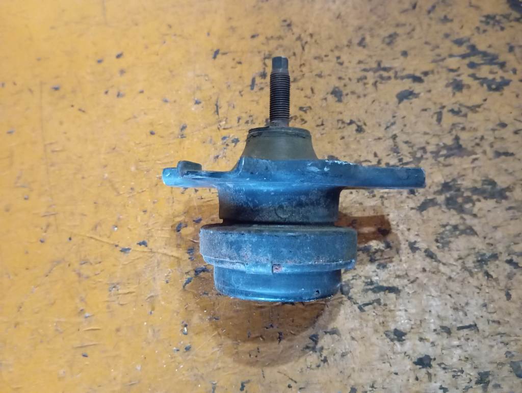 STEPWGN RF5 ПОДУШКА ДВС ПРАВАЯ Honda Stepwgn 1