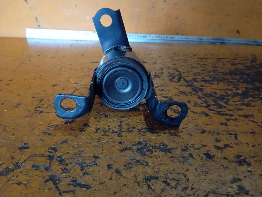DEMIO DE3FS ПОДУШКА ДВС Mazda Demio 1
