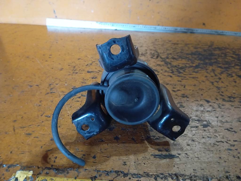 TEANA J32 ПОДУШКА ДВС 4 Nissan Teana 1