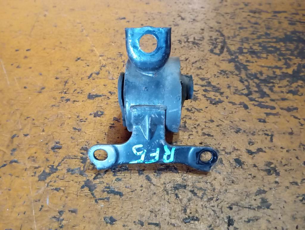 STEPWGN RF5 ПОДУШКА ДВС ЛЕВАЯ 2 Honda Stepwgn 1