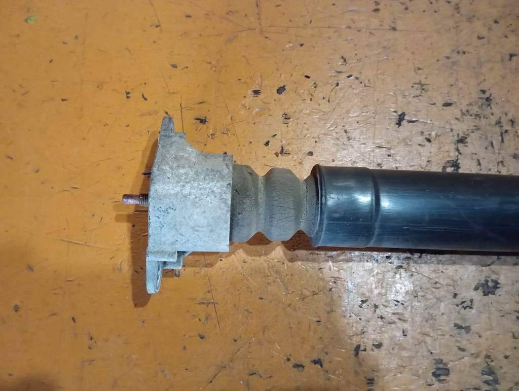 DEMIO DE3FS АМОРТИЗАТОР 1 Mazda Demio 1