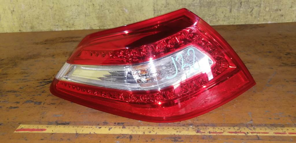 стоп-сигнал Nissan Teana 0