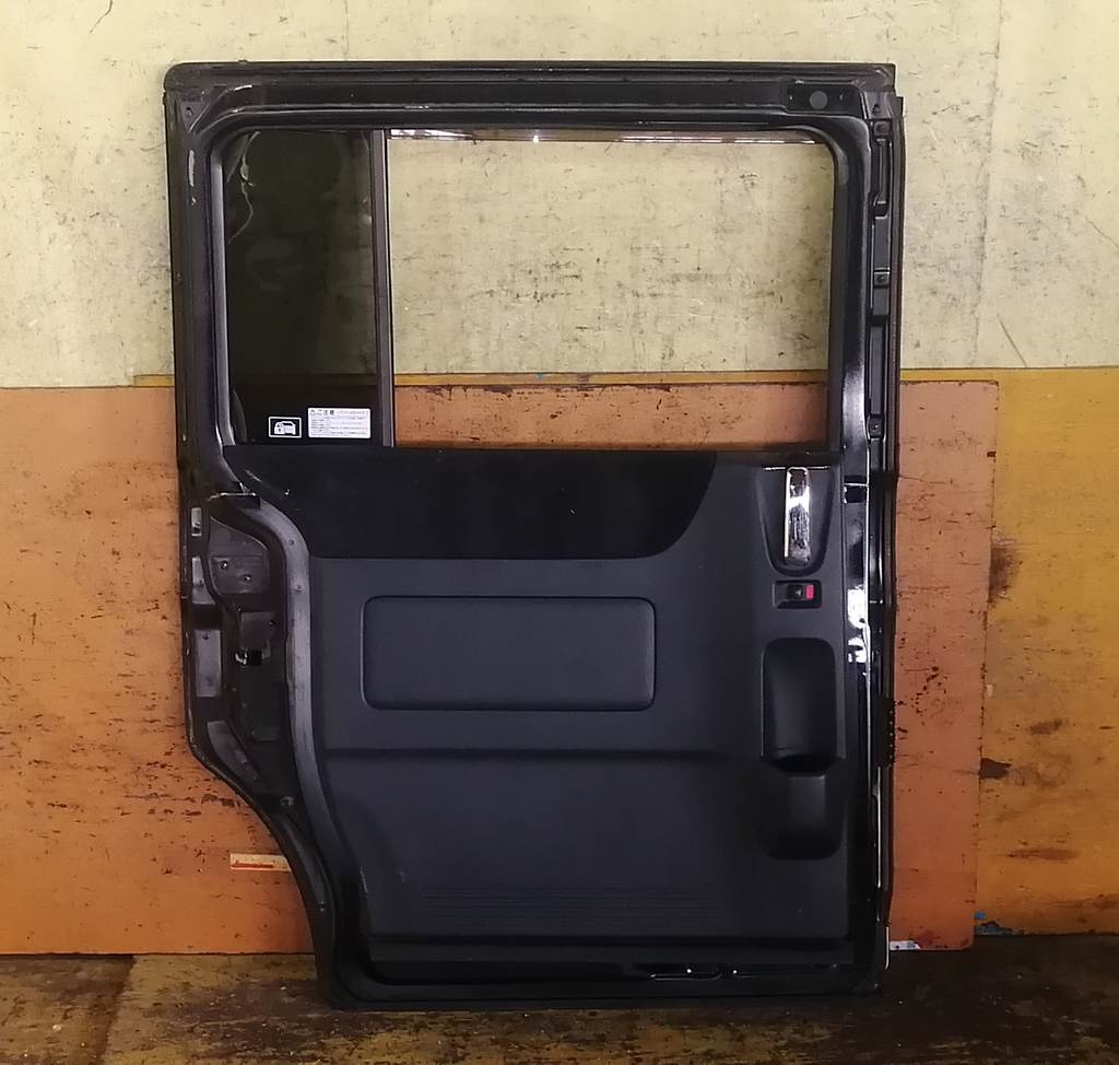 STEPWGN RF5 ДВЕРЬ ЗАДНЯЯ ЛЕВАЯ Honda Stepwgn 4