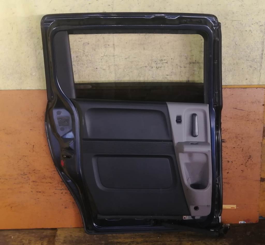 FREED GB3 ДВЕРЬ ЗАДНЯЯ ЛЕВАЯ Honda Freed 4