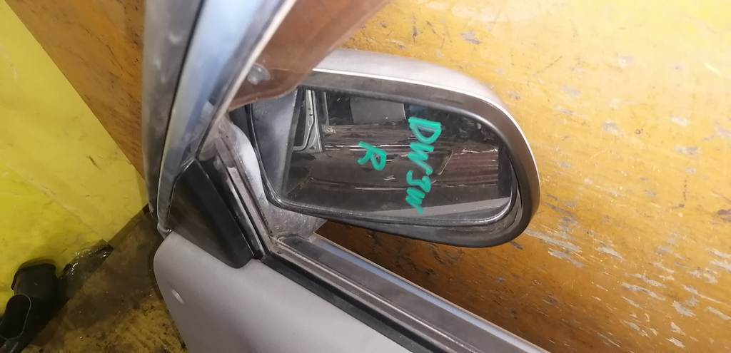 зеркало Mazda Demio 0