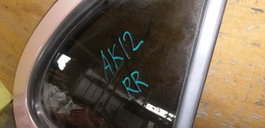 MARCH AK12 ДВЕРЬ ЗАДНЯЯ ПРАВАЯ Nissan March 1