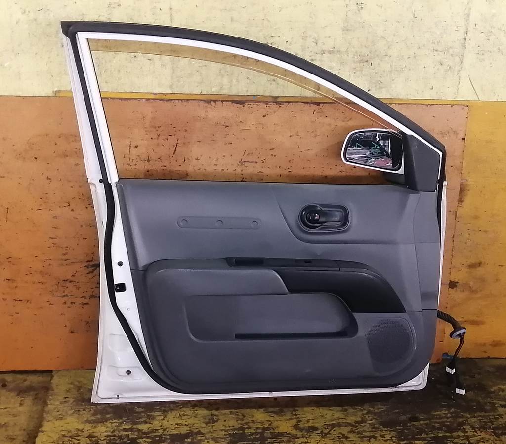AD VAY12 ДВЕРЬ ПЕРЕДНЯЯ ЛЕВАЯ Nissan AD 4