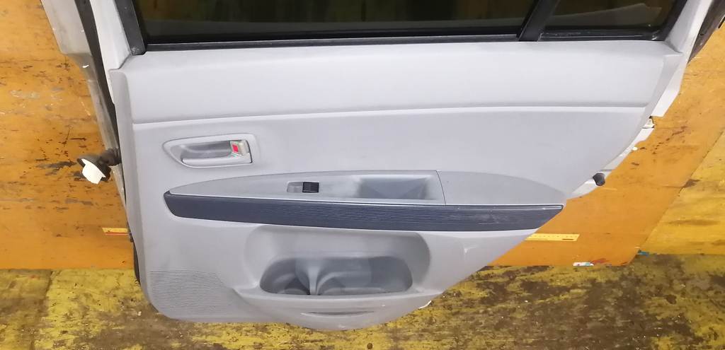 DEMIO DY3W ДВЕРЬ ЗАДНЯЯ ПРАВАЯ Mazda Demio 4