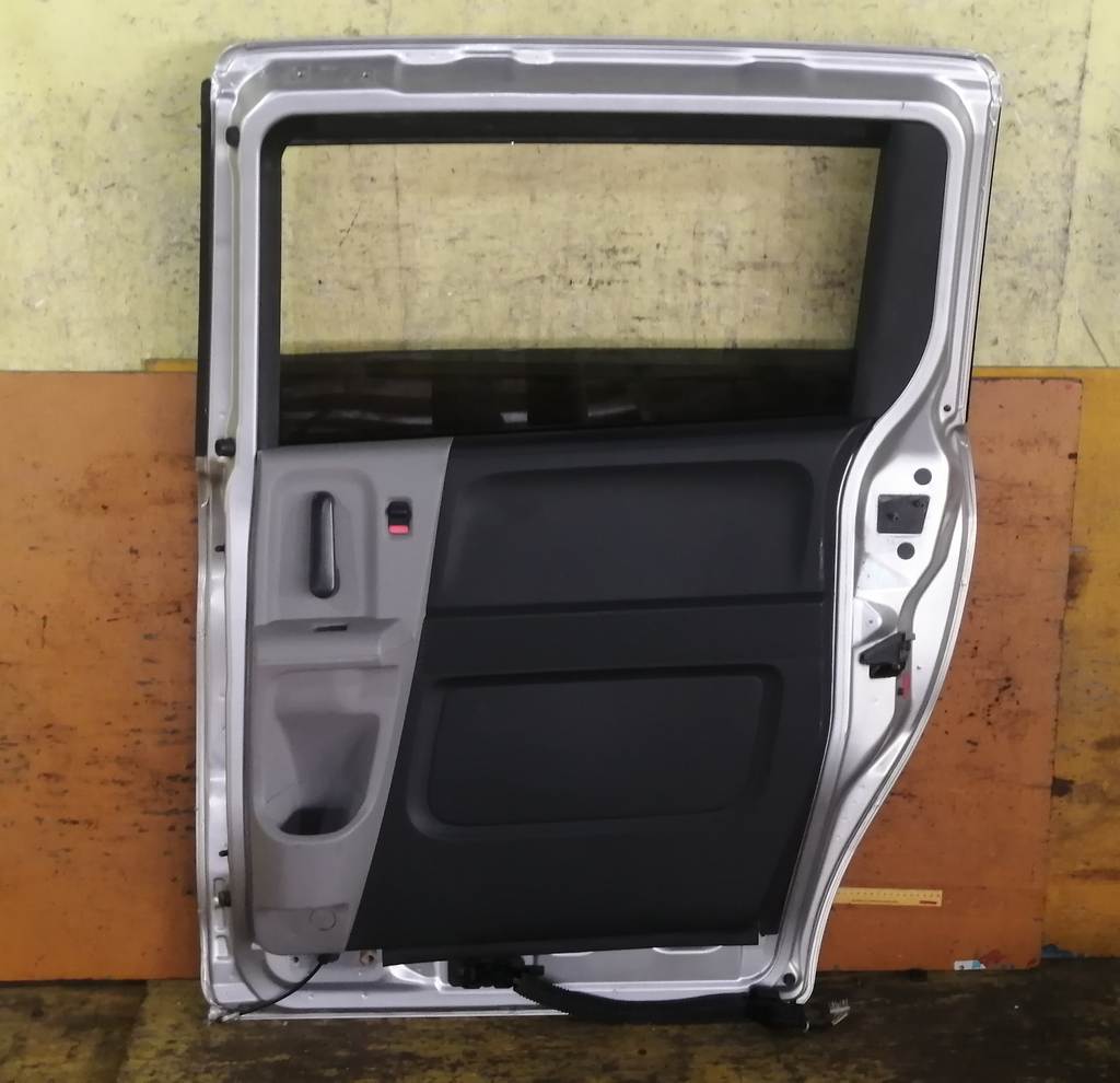 FREED GB3 ДВЕРЬ ЗАДНЯЯ ПРАВАЯ 1 Honda Freed 4