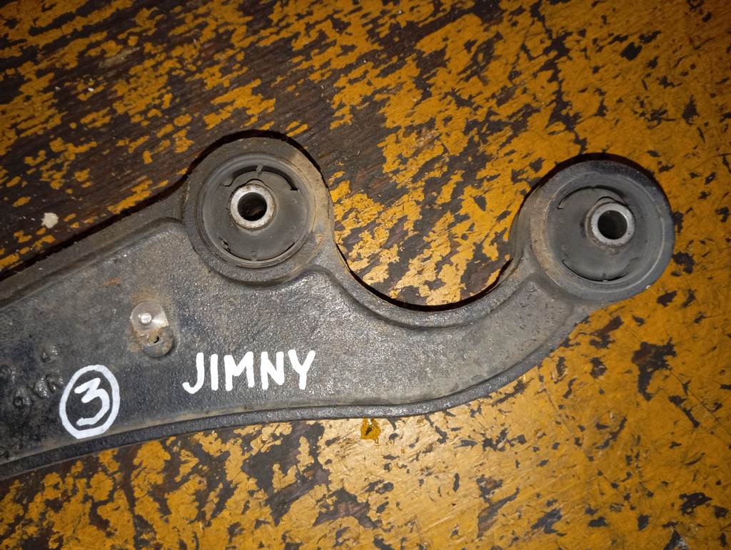 JIMNY JB23W РЫЧАГ ПРОДОЛЬНЫЙ ЗАДНИЙ 3 Suzuki Jimny 1