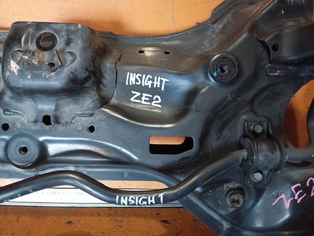 INSIGHT ZE2 БАЛКА ПОПРЕРЕЧНАЯ ПЕРЕД Honda Insight 1