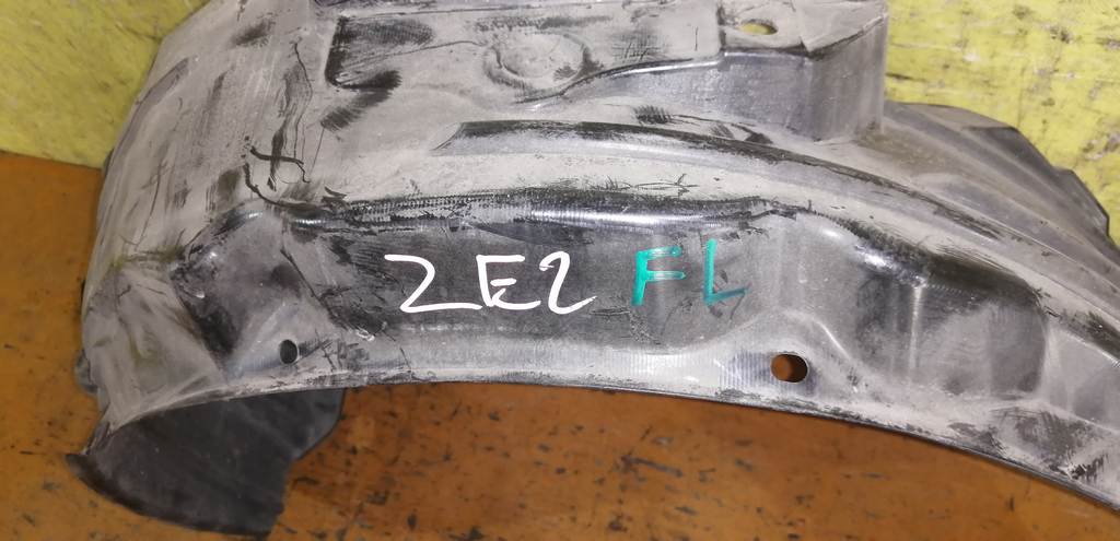 INSIGHT ZE2 ПОДКРЫЛОК ПЕРЕДНИЙ ЛЕВЫЙ Honda Insight 1