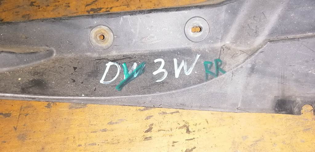 DEMIO DY3W ПОДКРЫЛОК ЗАДНИЙ ПРАВЫЙ Mazda Demio 1