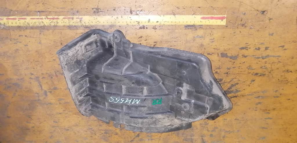 подкрылок Suzuki Wagon R 0