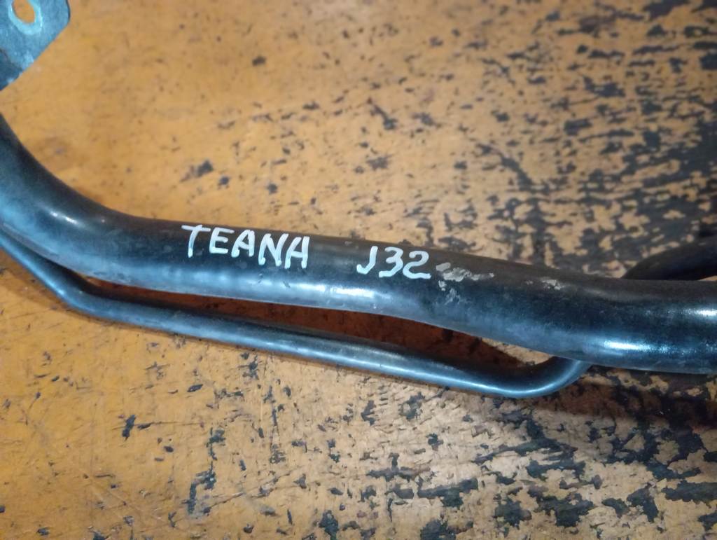 TEANA J32 ЗАЛИВНАЯ ГОРЛОВИНА БЕНЗОБАКА Nissan Teana 1