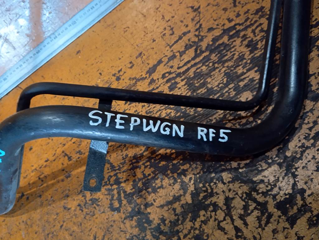 STEPWGN RF5 ЗАЛИВНАЯ ГОРЛОВИНА БЕНЗОБАКА Honda Stepwgn 1