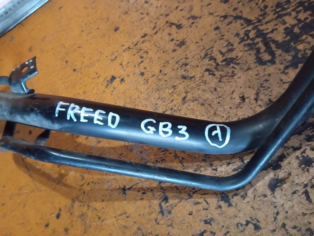 FREED GB3 ЗАЛИВНАЯ ГОРЛОВИНА БЕНЗОБАКА 1 Honda Freed 1