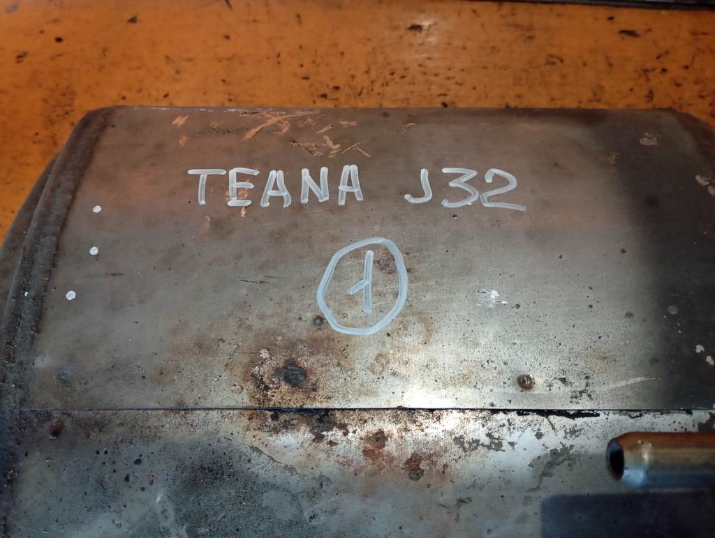 TEANA J32 БОЧКА ГЛУШИТЕЛЯ 1 Nissan Teana 1