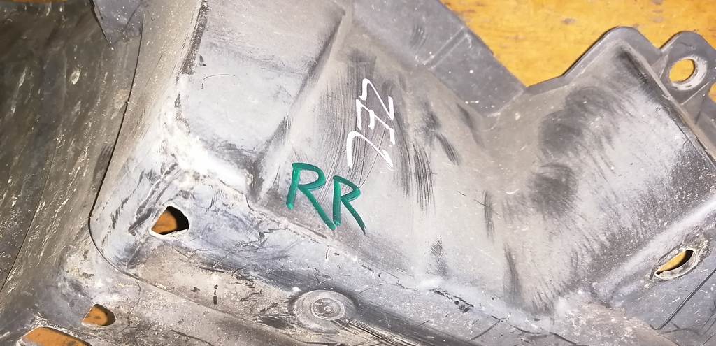 INSIGHT ZE2 ПОДКРЫЛОК ЗАДНИЙ ПРАВЫЙ 74551-TM8-G00-50 Honda Insight 1