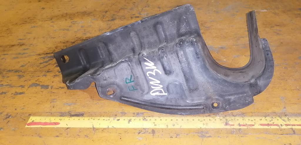 защита двигателя Mazda Demio 0