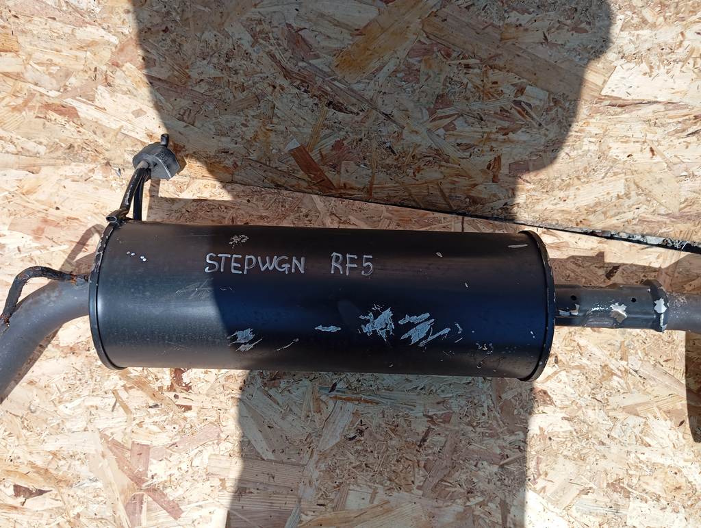 STEPWGN RF5 ГЛУШИТЕЛь Honda Stepwgn 1