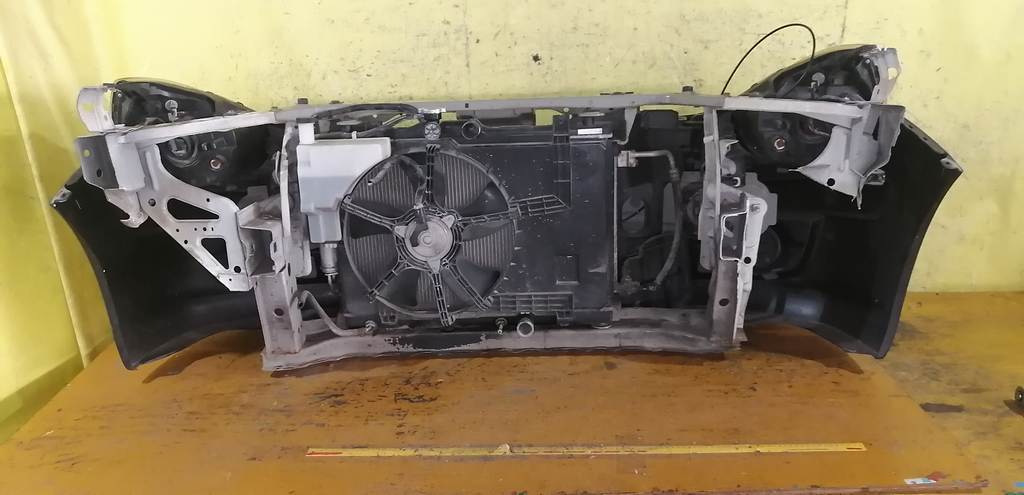 Кузов Nissan AD 8