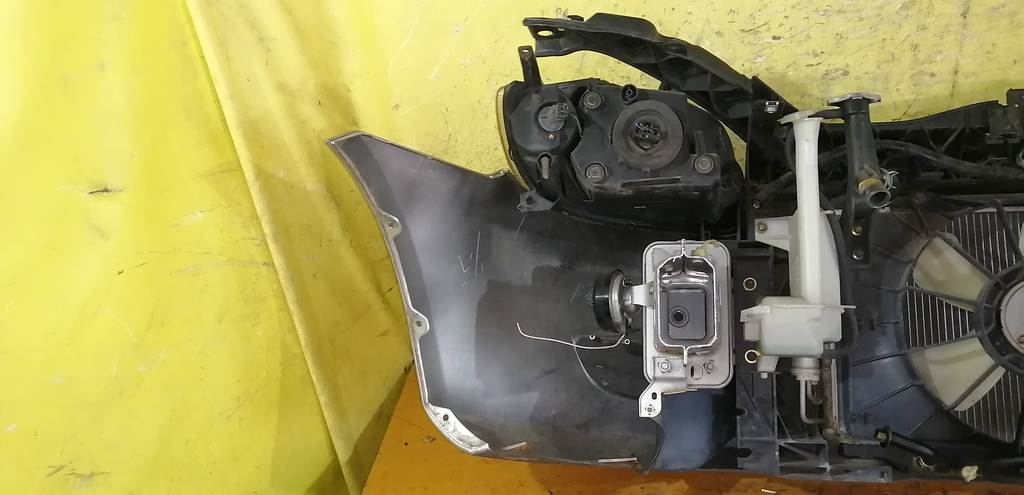 Кузов Mazda Demio 14