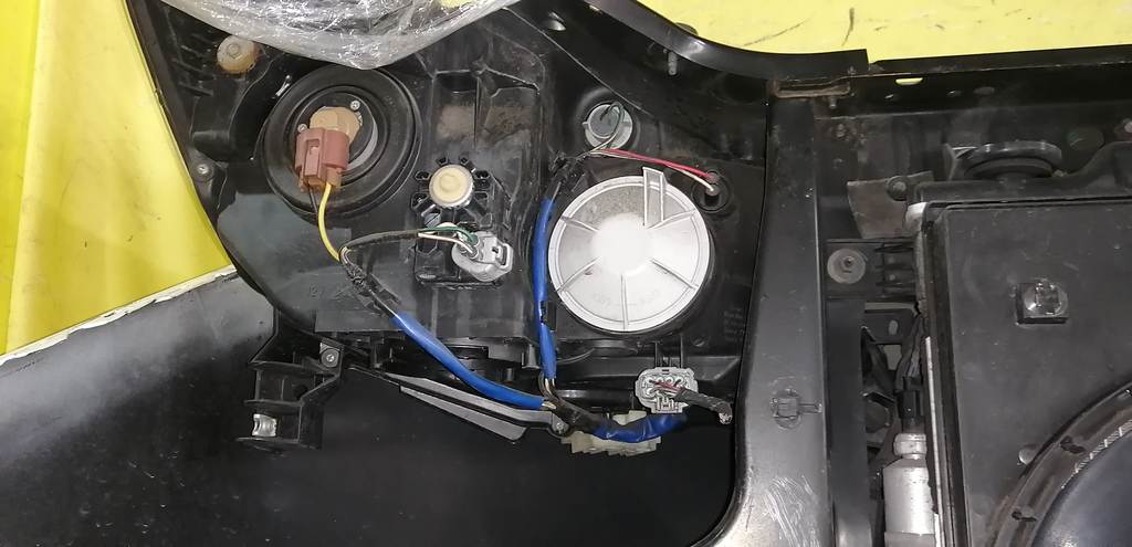 Кузов Nissan Serena 14