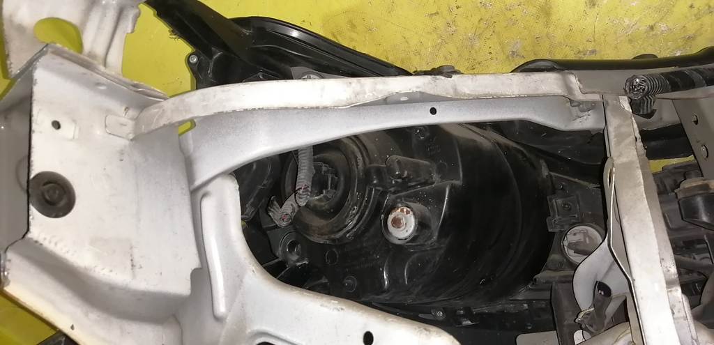 AD VY12 НОУСКАТ (ФАРА 1800) Nissan AD 16