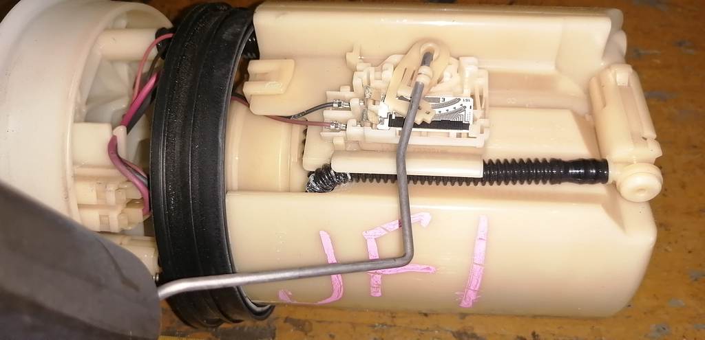 N BOX JF1 БЕНЗОНАСОС 17708-TY0-932 Honda N Box 1