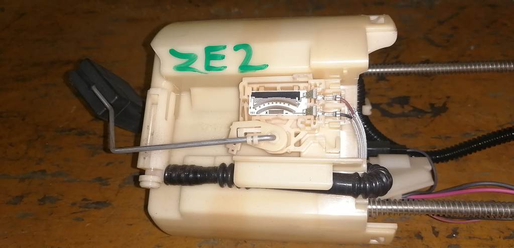 INSIGHT ZE2 БЕНЗОНАСОС 17708-TM8-951-M1 Honda Insight 1