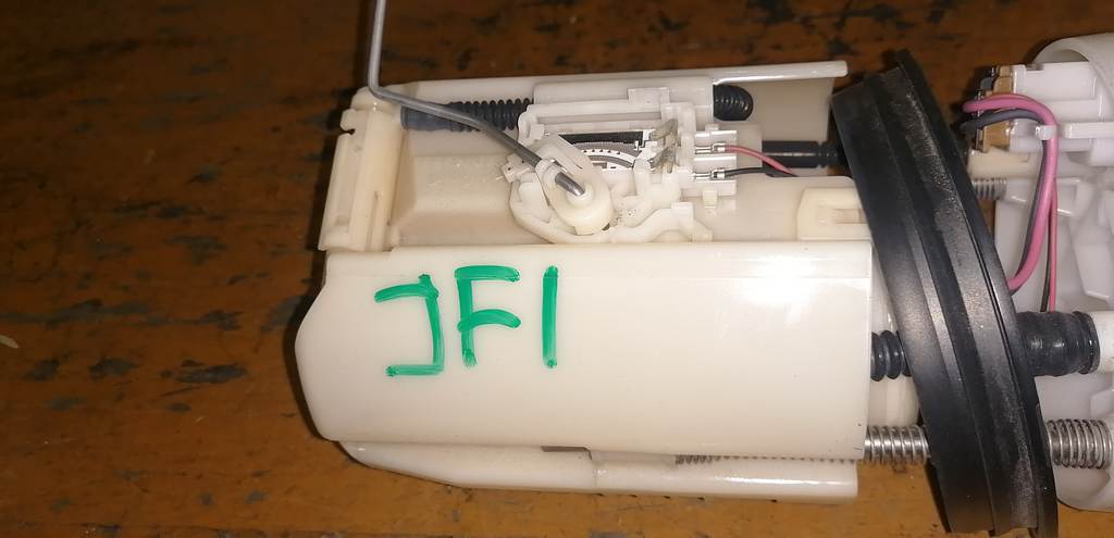 N BOX JF1 БЕНЗОНАСОС 17708-T4G-003 Honda N Box 1