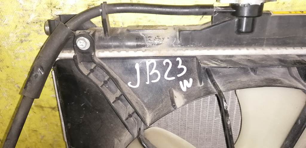 JIMNY JB23W РАДИАТОР ОСНОВНОЙ МКПП Suzuki Jimny 1
