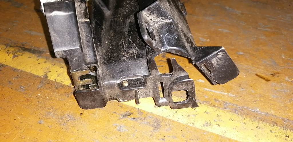 DEMIO DY3W ЗАМОК ДВЕРИ ПЕРЕДНИЙ ПРАВЫЙ Mazda Demio 4