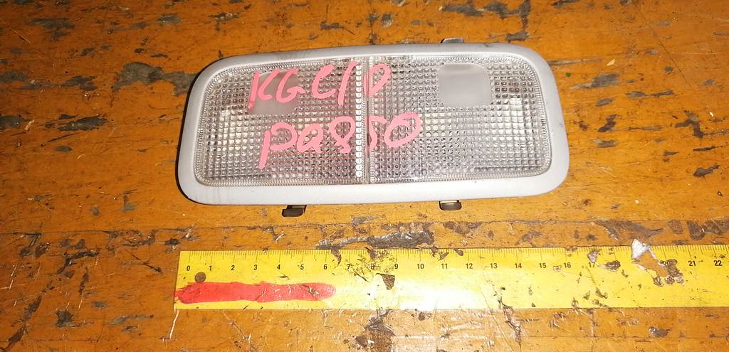 плафон салонный Toyota Passo 0