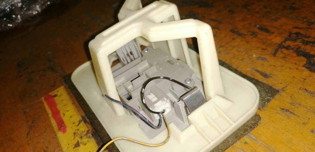 DEMIO DE3FS ПЛАФОН САЛОНА Mazda Demio 1