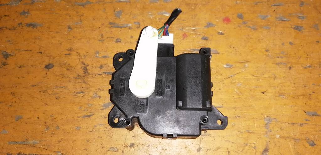 INSIGHT ZE2 СЕРВОПРИВОД 113800-2430 Honda Insight 1
