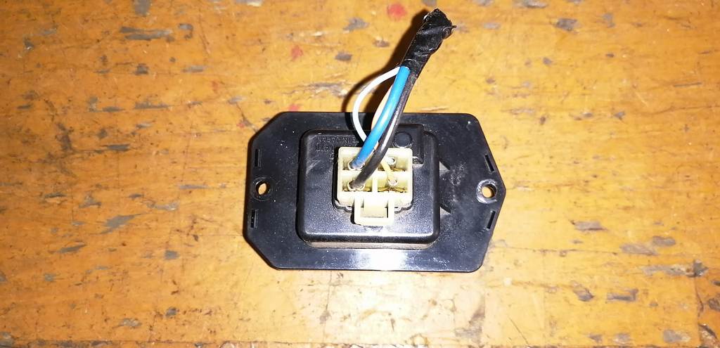 INSIGHT ZE2 РЕОСТАТ ПЕЧКИ 077800-0870 Honda Insight 1