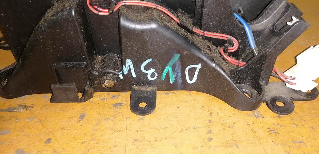 DEMIO DY3W СЕЛЕКТОР АКПП Mazda Demio 1