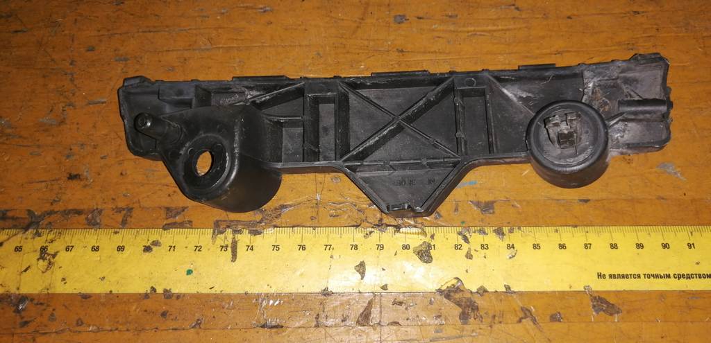 DEMIO DE3FS КРЕПЕЖ БАМПЕРА ПЕРЕДНИЙ ПРАВЫЙ Mazda Demio 1