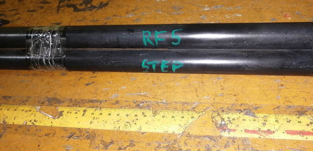 STEPWGN RF5 АМОРТИЗАТОР 5-Й ДВЕРИ (ПАРА) Honda Stepwgn 1
