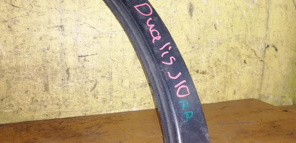 DUALIS J10 НАКЛАДКА НА КРЫЛО ЗАДНЯЯ ПРАВАЯ 93828 JD000 Nissan Dualis 1