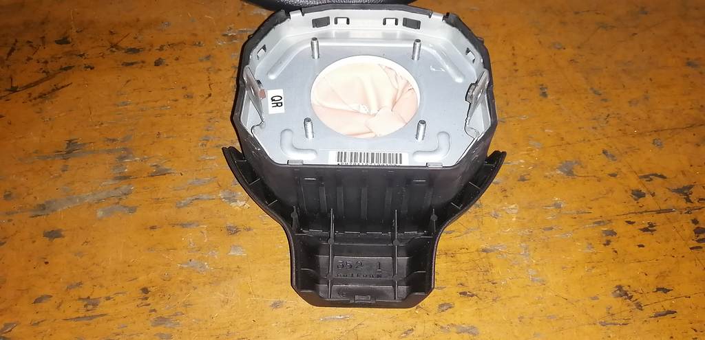 airbag водительский Nissan Tiida Latio 3