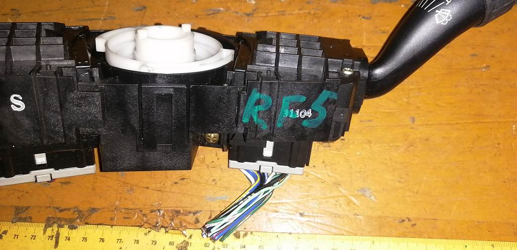 STEPWGN RF5 ГИТАРА Honda Stepwgn 1