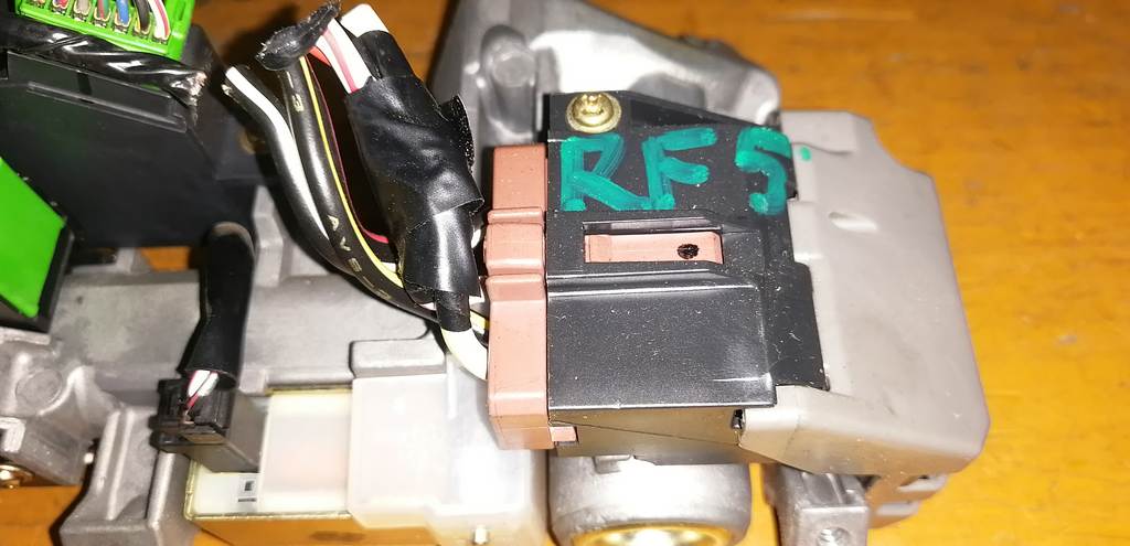 STEPWGN RF5 ЗАМОК ЗАЖИГАНИЯ Honda Stepwgn 1