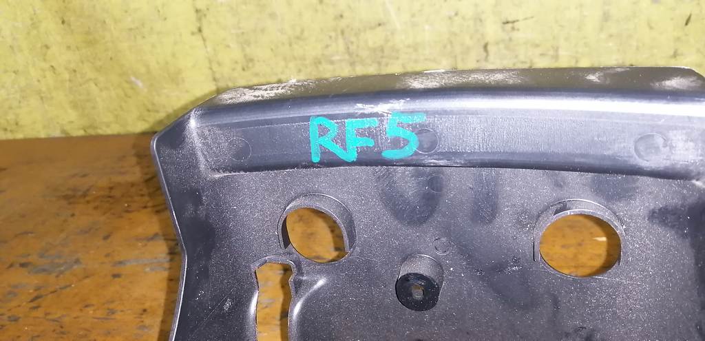 STEPWGN RF5 КОЖУХ РУЛЕВОЙ КОЛОНКИ Honda Stepwgn 1